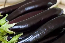 茄子打没打激素？茄农：看这3点，避开“激素茄子”，买到嫩茄子图片