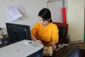 教师集体请辞为哪般？内因令人心酸，网评留言“换我我也辞”图片