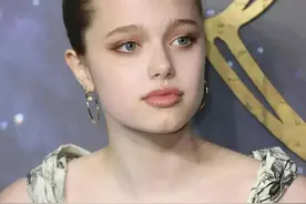 安吉丽娜朱莉和皮特的女儿图片