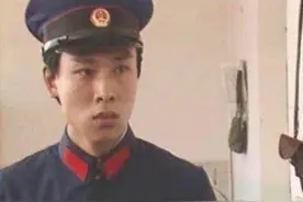80年代《便衣警察》，冯小刚客串犯罪嫌疑人，刘欢唱主题歌成名图片