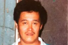 赵本山：儿子是聋哑人，抛弃结婚16年的妻子，2婚娶小8岁女演员图片