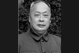 深入敌后的新四军，向日本商人征税，敢和日军进行势均力敌的炮战图片