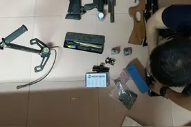 胆太大！江西2男子在家自制枪支，现场还搜出大量子弹图片