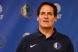 总经理、主教练两天内纷纷离职，独行侠大变动只为扶正“球霸”图片