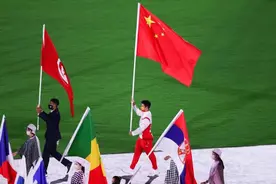 32岁苏炳添每晚10点睡！晚上睡多久决定你生啥病、活多久，看你的年龄该睡多久图片