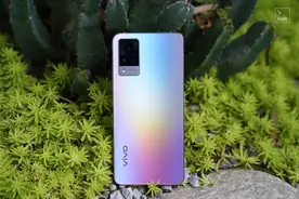 vivo S9 图赏：自拍特长生，这次真能照亮你的美图片