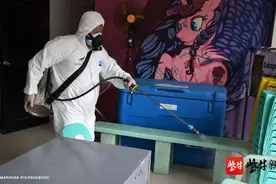 海外疫情观察|菲律宾女孩两天两夜不停挤氧气袋，充当人工呼吸机救回重症父亲图片