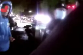 （视频）@太原人！平凡生活中的暖心瞬间：聋哑外卖员遇车祸民警挨个给顾客解释图片