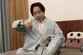 李玉刚变“胖贵妃”！披头散发脸部圆润，私宅曝光和身价不成正比图片