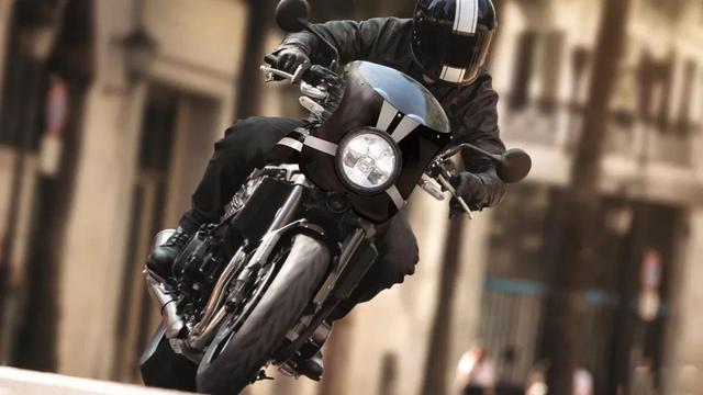 鱱2022Z900RSZ900RS cafeȫɫûޱ仯