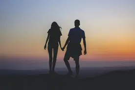 一位二婚女人的讲述，至今忘不掉前夫的好，可惜再也回不去图片