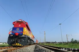 奇怪的火车头，经常出现在新闻中，其实它只是“临时工”图片