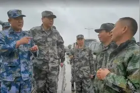 上将奔赴救灾一线，中国军队就是这么硬核图片