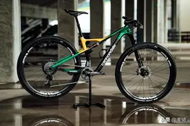 虽然重，但照样拿冠军 巴西山地名将的Cannondale图片