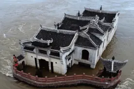长江观音庙再成网红！洪水压力那么大为何能屹立不倒？专家分析出原因图片