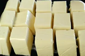 1碗黄豆，不用卤水，不用内酯，教你在家做豆腐，比买的还好吃图片