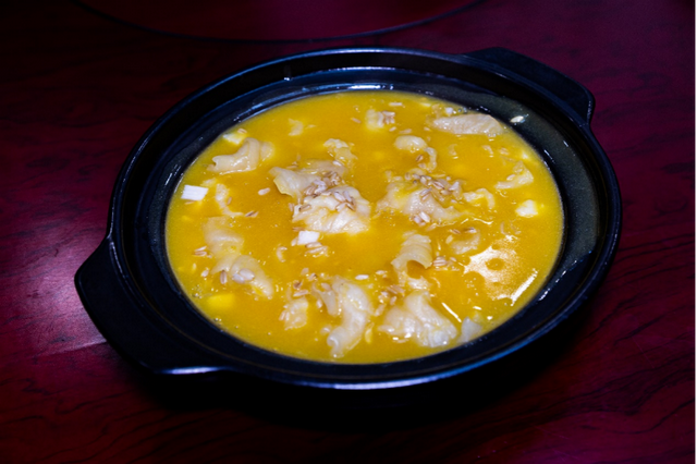 花胶花菇焖猪脚 2026年花胶花菇炖猪肉的做法