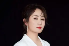 39岁马丽发长文，因工作长时间与儿子分开，靠老公陪伴孩子超失落图片