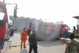 不幸！中山一男子被钻机压住胸口 被救出时已失去生命特征图片