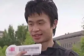 真实的“韦神”：初中三年作文大部分写燕山立交桥，爱听收音机图片