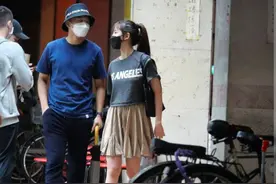 31岁女星疑恋情曝光！与空少深夜同回香闺，半年前遭闺蜜横刀夺爱图片