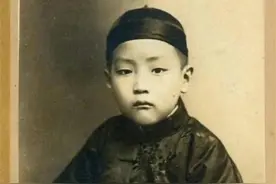 中国最牛婴儿：出生时专门派军队保护，国家也鸣13响礼炮为他庆祝图片