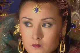 还记得86版《西游记》里的蟒蛇精吗它并非道具蛇，怪不得会成经典图片