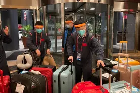 国乒大部队抵达休斯敦 开启世乒赛征程图片