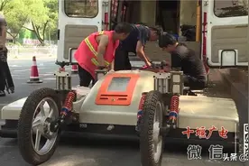 惊奇！十堰人民南路出现神秘高科技车辆！图片