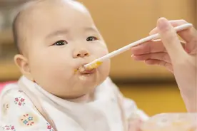 盘点给孩子冲米粉常犯的错误，冲错不如不吃，你中招了哪一个图片