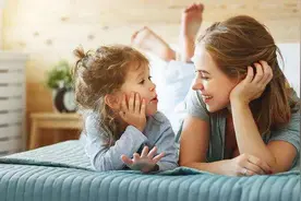 “一哭二笑三认母”，刚出生的婴儿就能认出亲妈，原因很暖心图片