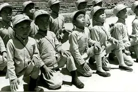 百年瞬间丨中国少年先锋队图片