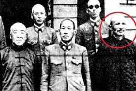 乾隆的"裹尸布"，被孙殿英等人当垃圾扔掉，后来拍出1.3亿图片