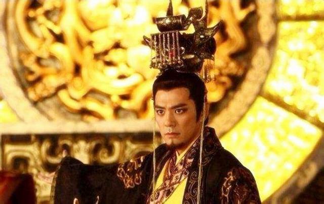 因为神仙要历劫天庭要挑选干部，于是，他们联合起来灭了一个王朝