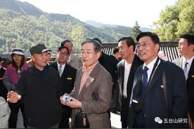 五台山研究的开拓者——专访山西省社会科学院研究员、五台山研究专家崔正森图片