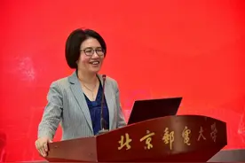 何庭波为做芯片抢设备，7年后任正非下任务：两万人，4亿美元图片