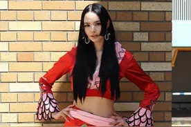 外蒙古美女明星TOP18，想要出名，只能靠选美图片