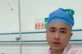 散打哥失聪后现身，剃光头住院已打半个月激素，儿子上月才进ICU图片
