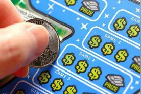 真牛 美国男子买光40家彩票站的刮刮乐后 终于中大奖图片