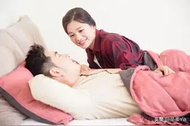 为什么很多夫妻过了四十岁以后就同屋不同床，同床不同被？图片