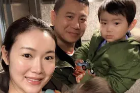 叶翠翠晒家庭照意外曝光豪宅，网友表示感谢当年赵薇老公不娶之恩图片