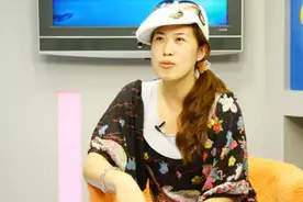 前奥运冠军高崚牵手时尚先生，平淡转身笑做美丽新娘图片