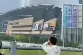 【神奇！沈阳天空现巨型天梯光柱 气象专家：是真的天象】图片