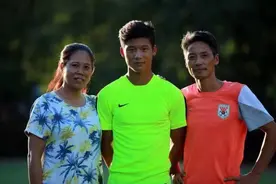 老陈和陈蒲：“兄弟相称”的足坛父子兵图片