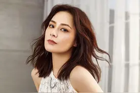 吴亦凡的瓜大明星也在吃，阿娇吃瓜一夜说太累，周星驰神点评图片