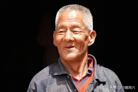 农民大哥独身20年没结婚理由奇葩，一人吃饱全家饱，看活成啥样图片