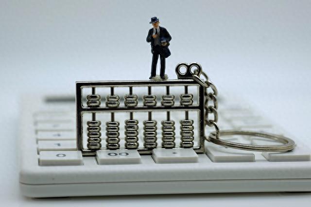 网贷逾期短信发来开庭，网贷逾期短信发来开庭信息 配图03