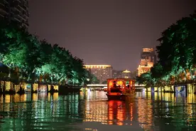 成都很“港”！图片