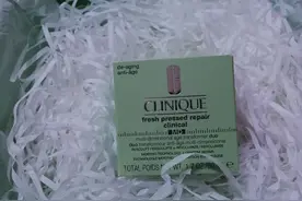 试用倩碧的两款产品，倩碧鲜活多效面霜和倩碧加芯黄油点评图片