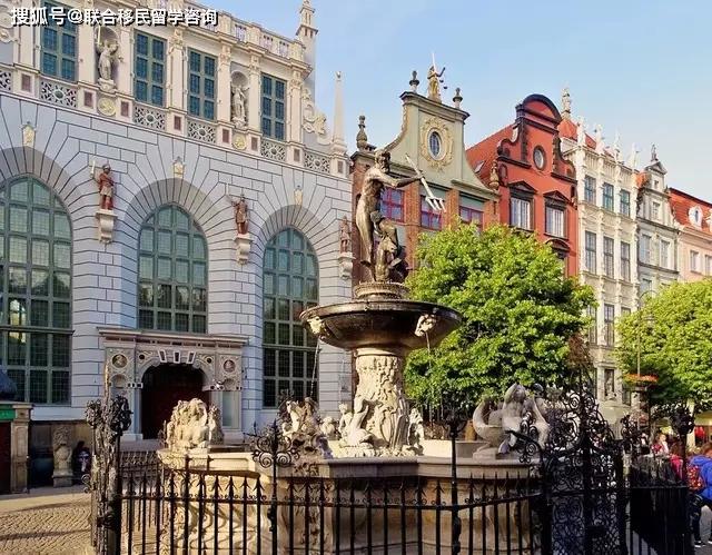 波兰的电压和中国一样么（关于波兰与波兰工签这些你知道吗）